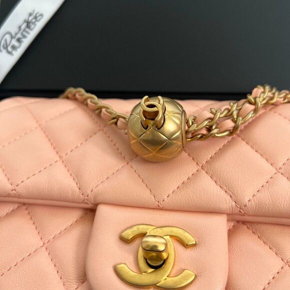 100% Authentic CHANEL Mini Rectangular in Salmon Pink Lambskin with GHW - Picture 3 of 14